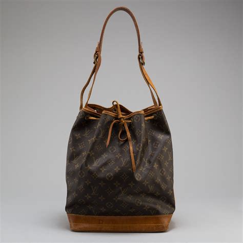 Noé Monogram Canvas 